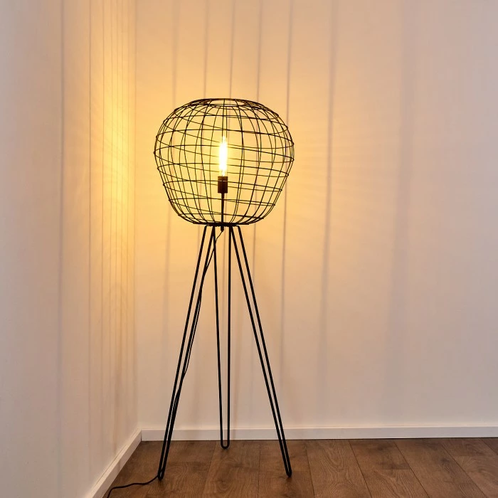 Hofstein Flambeau Stehleuchte Schwarz, 1-flammig – Bild 9